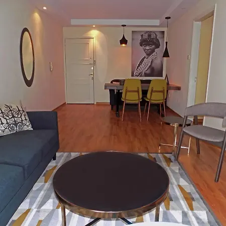 דירה 3b Seafront Retro Apt Olympic Beach *